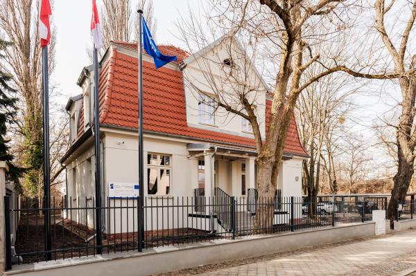 Oficjalne otwarcie nowej siedziby Centrum Wsparcia Rzemiosła, Kształcenia Dualnego i Zawodowego w Poznaniu przy ul. Cichej 7- kliknij aby powiększyć