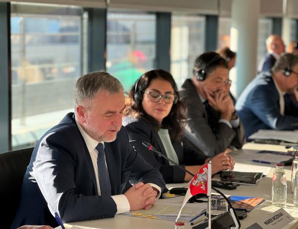 Marszałek Marek Woźniak podczas inauguracji sojuszu- kliknij aby powiększyć