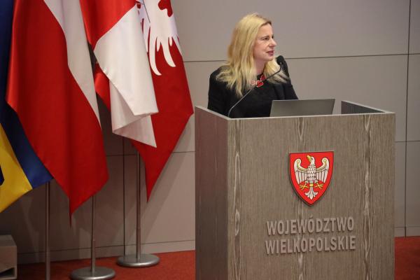 O sile kobiet w działaniach społecznych- kliknij aby powiększyć