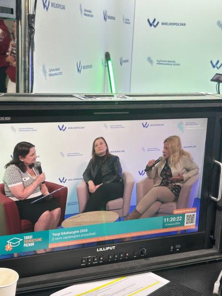 Targi Edukacyjne - Wywiad z Panią Paulina Piechna-Więckiewicz, Wiceministra Edukacji  i Panią Katarzyną Kretkowską, Członkini Zarządu SWW- kliknij aby powiększyć