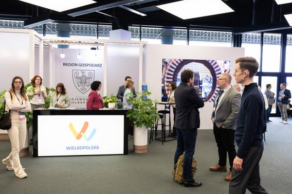  Województwo Wielkopolskie jest Regionem Gospodarzem wydarzenia oraz organizatorem III Szczytu Dolin Wodorowych- kliknij aby powiększyć