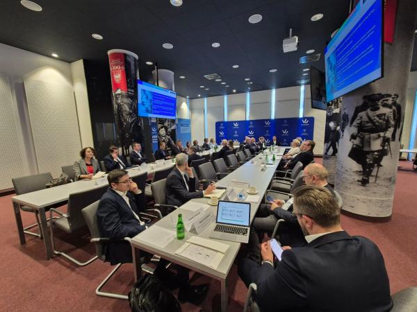 posiedzenie plenarne Wojewódzkiej Rady Dialogu Społecznego - kliknij aby powiększyć