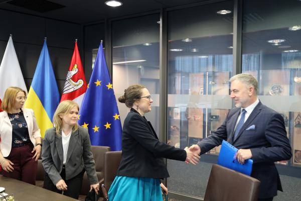 wizyta delegacji Polskiej Agencji Kosmicznej (POLSA) w Wielkopolsce- kliknij aby powiększyć