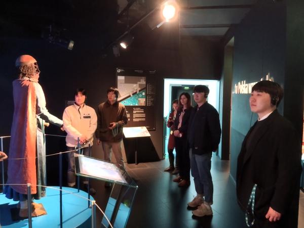 Delegacja południowokoreańskiego regionu Chungcheongnam odwiedziła Wielkopolskę- kliknij aby powiększyć