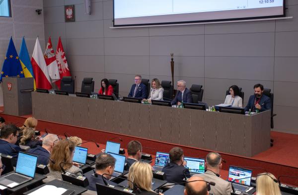 2.	Prezydium Sejmiku Województwa Wielkopolskiego podczas XXIV sesji.- kliknij aby powiększyć