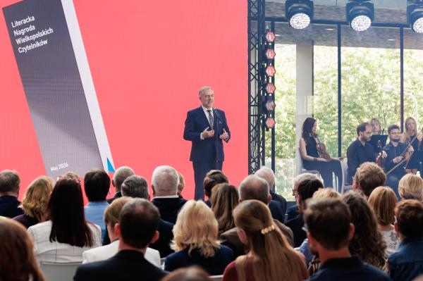 Przemawia Marszałek Marek Woźniak. - kliknij aby powiększyć