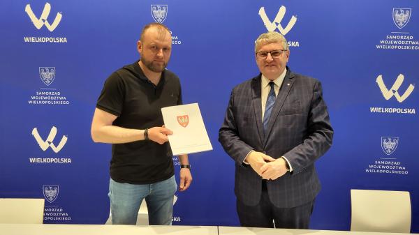 Umowy o wartości 1,2 mln zł na 18 zbiorników małej retencji - kliknij aby powiększyć