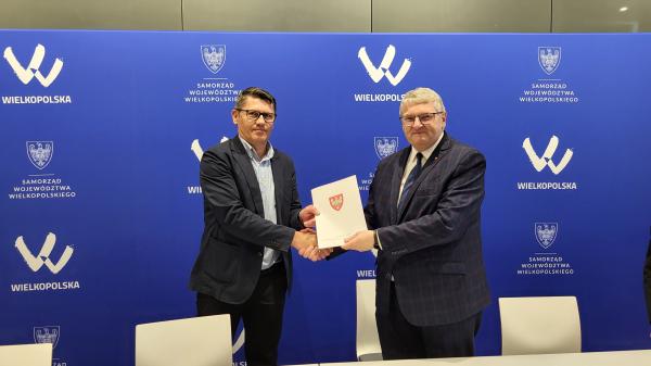 Umowy o wartości 1,2 mln zł na 18 zbiorników małej retencji - kliknij aby powiększyć
