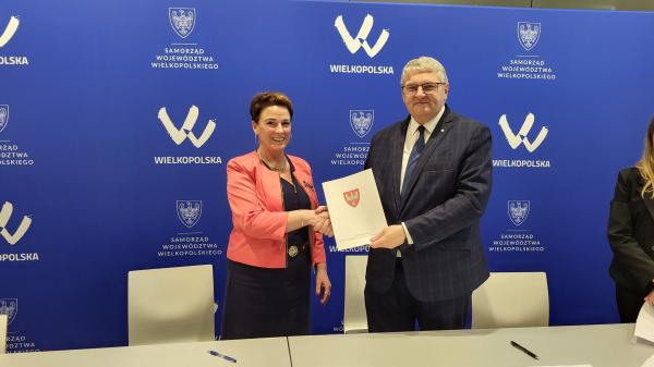 Umowy o wartości 1,2 mln zł na 18 zbiorników małej retencji - kliknij aby powiększyć