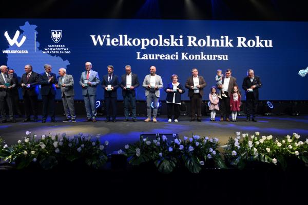 Konkurs Wielkopolski Rolnik Roku promuje gospodarstwa wyróżniające się wysoką kulturą rolną, efektywnością produkcji, wynikami ekonomicznymi, nowoczesnym zarządzaniem oraz dbałością o środowisko naturalne. - kliknij aby powiększyć