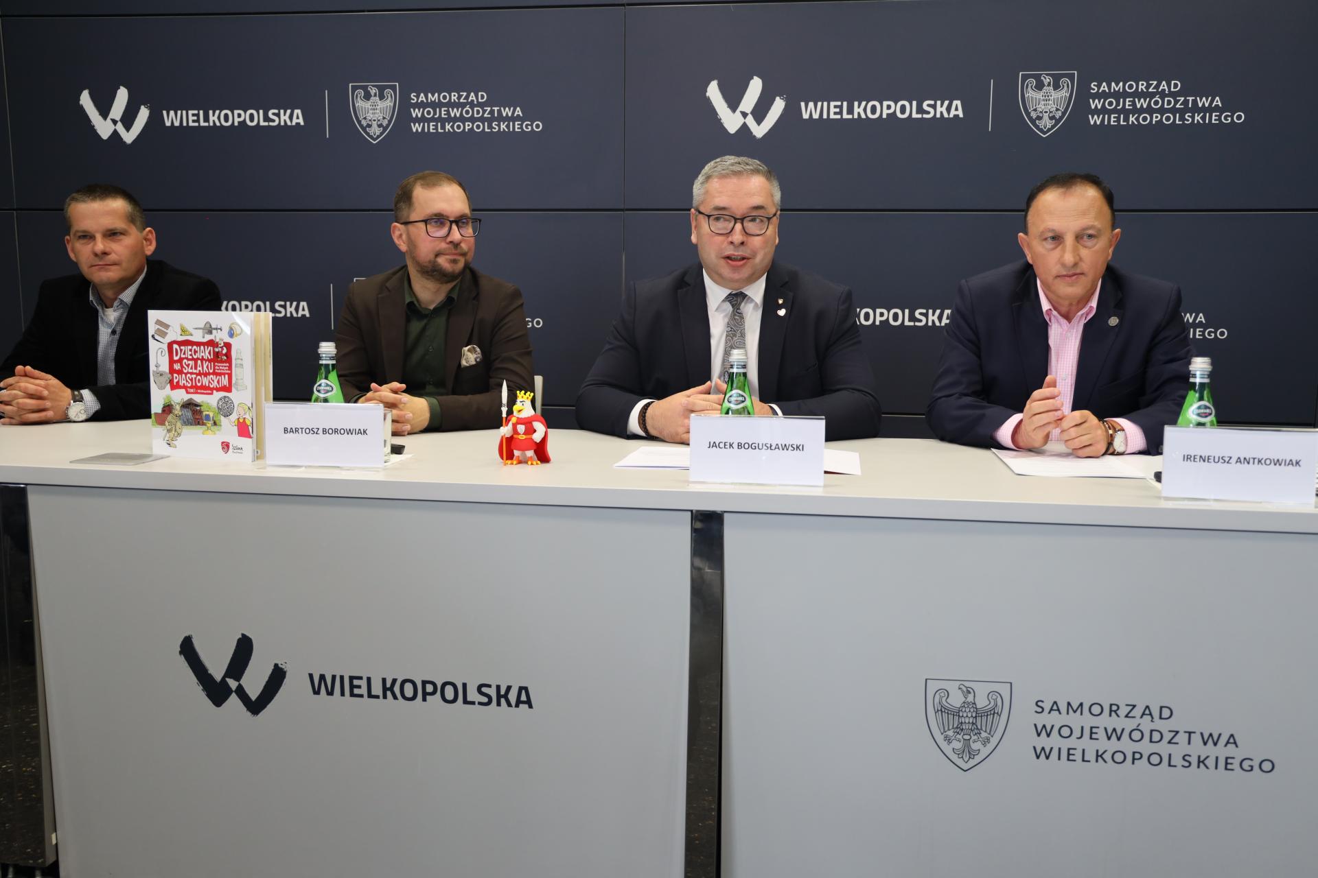 Lato na Szlaku Piastowskim  - zobacz więcej