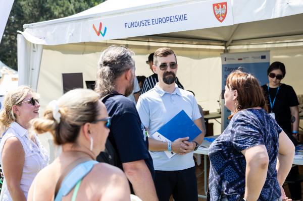  Pikniku na FEST w Poznaniu- kliknij aby powiększyć
