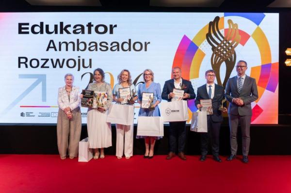 Laureat i wyróżnieni w konkursie- kliknij aby powiększyć
