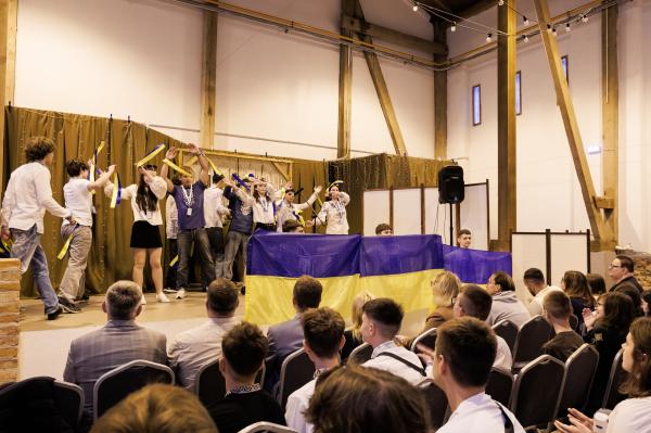 Występ dzieci z Obwodu Charkowskiego- kliknij aby powiększyć
