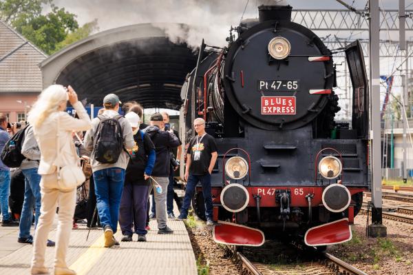Fani bluesowego brzmienia mogli liczyć na koncerty w Obornikach, Rogoźnie, Chodzieży, Pile, Krajence, Złotowie, Zakrzewie i Lipce.- kliknij aby powiększyć