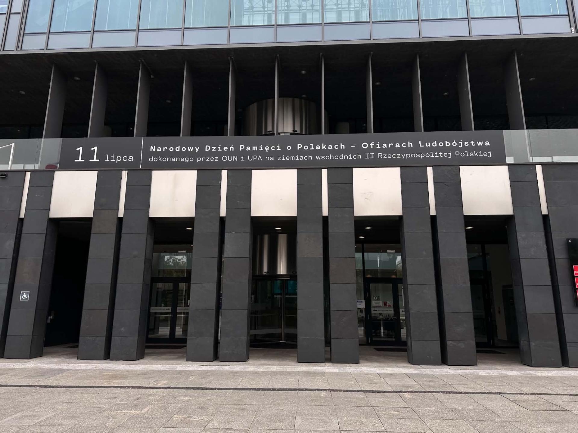 UMWW upamiętni Polaków – ofiary ludobójstwa dokonanego przez UON i  - zobacz więcej