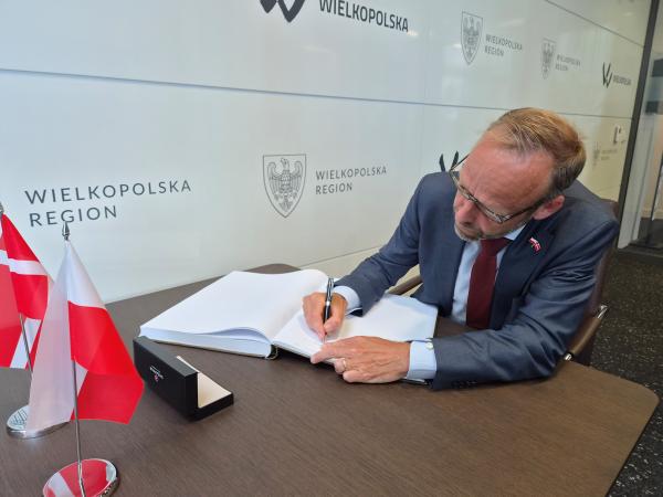 Wpis do księgi pamiątkowej. - kliknij aby powiększyć
