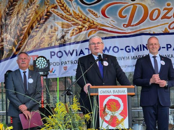 Przemawia Krzysztof Grabowski, Wicemarszałek Województwa Wielkopolskiego. - kliknij aby powiększyć