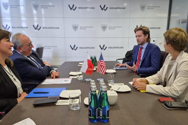 Rozmowy były okazją do zaprezentowanie potencjału społeczno-gospodarczego Wielkopolski. - kliknij aby powiększyć