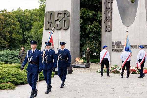 Dało to tym samym początek NSZZ Solidarność, co stanowiło jeden z kluczowych elementów przemian w bloku wschodnim.- kliknij aby powiększyć