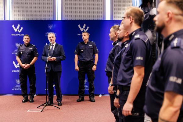 W opinii przedstawicieli Policji z innych województw od lat wielkopolska reprezentacja przewodników psów zaliczana jest do faworytów zawodów- kliknij aby powiększyć