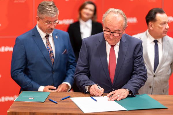 Samorządy walczą o przyszłe wsparcie unijne- kliknij aby powiększyć