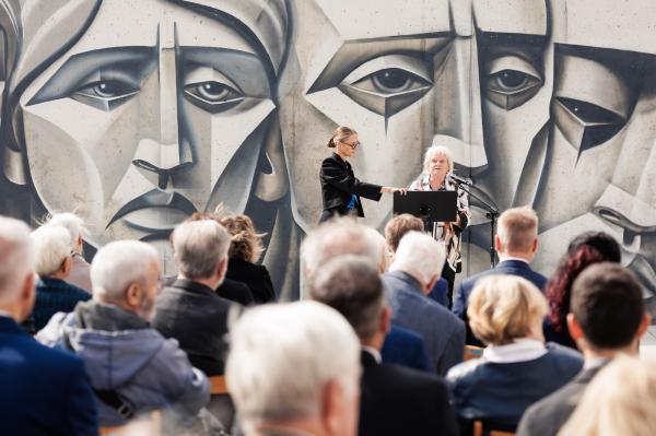 Otwarcie nowego skrzydła Muzeum Martyrologicznego w Żabikowie- kliknij aby powiększyć