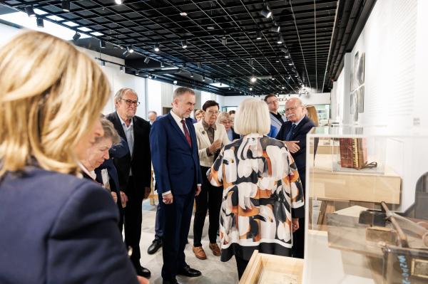Otwarcie nowego skrzydła Muzeum Martyrologicznego w Żabikowie- kliknij aby powiększyć