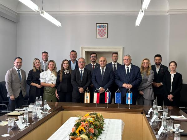 Delegacja Województwa Wielkopolskiego złożyła oficjalną wizytę w Żupanii Vukovarsko-Srijemskiej.- kliknij aby powiększyć