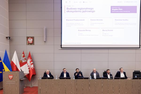 Budowa regionalnego ekosystemu jądrowego -Konferencja nt. rozwoju sektora energii jądrowej w Polsce - kliknij aby powiększyć