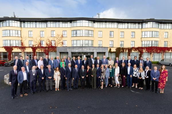 Członkowie Prezydium Europejskiego Komitetu Regionów- kliknij aby powiększyć