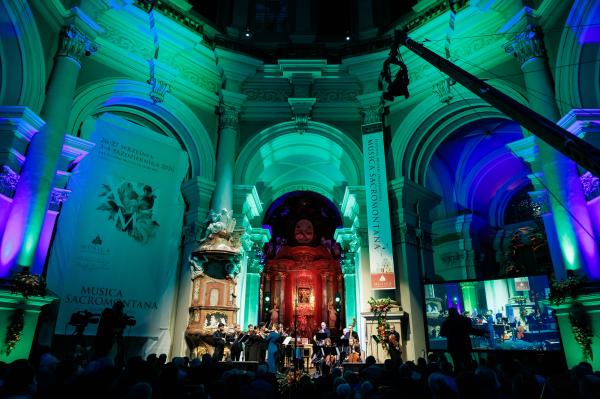 W sobotę 26 września odbył się uroczysty koncert inaugurujący tegoroczny XXI Festiwal Muzyki Oratoryjnej na Świętej Górze. - kliknij aby powiększyć