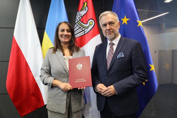 Marszałek podpisał umowę z Wojewodą. Zabezpieczenie pracy szpitali i dóbr kultury w czasie kryzysu - kliknij aby powiększyć