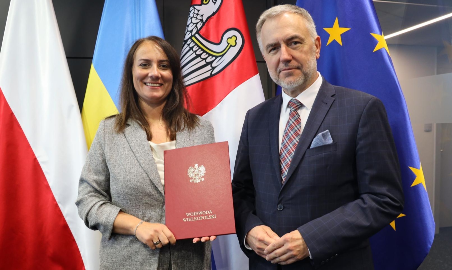 Bezpieczeństwo szpitali w czasie kryzysu. Marszałek podpisał umowę z Wojewodą  - zobacz więcej