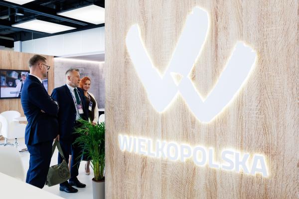 Stoisko Samorządu Województwa Wielkopolskiego na Local Trends- kliknij aby powiększyć