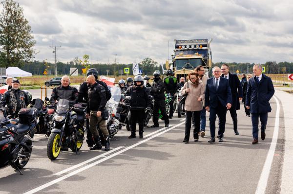 Obwodnica przejmie ruch tranzytowy z zatłoczonych ulic i zlikwiduje tzw. wąskie gardła, które utrudniają przejazd przez miasto.- kliknij aby powiększyć
