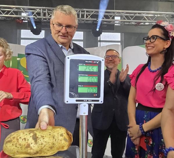 Z uczestnikami spotkał się Krzysztof Grabowski, Wicemarszałek Województwa Wielkopolskiego - kliknij aby powiększyć