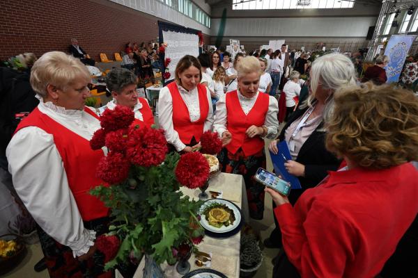 W ramach rywalizacji na najlepszą potrawę z ziemniakiem zgłoszono 85 potraw- kliknij aby powiększyć