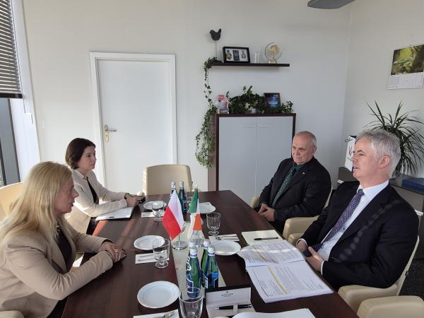 Spotkanie z Ambasadorem odbyło się w siedzibie Urzędu Marszałkowskiego w Poznaniu. - kliknij aby powiększyć