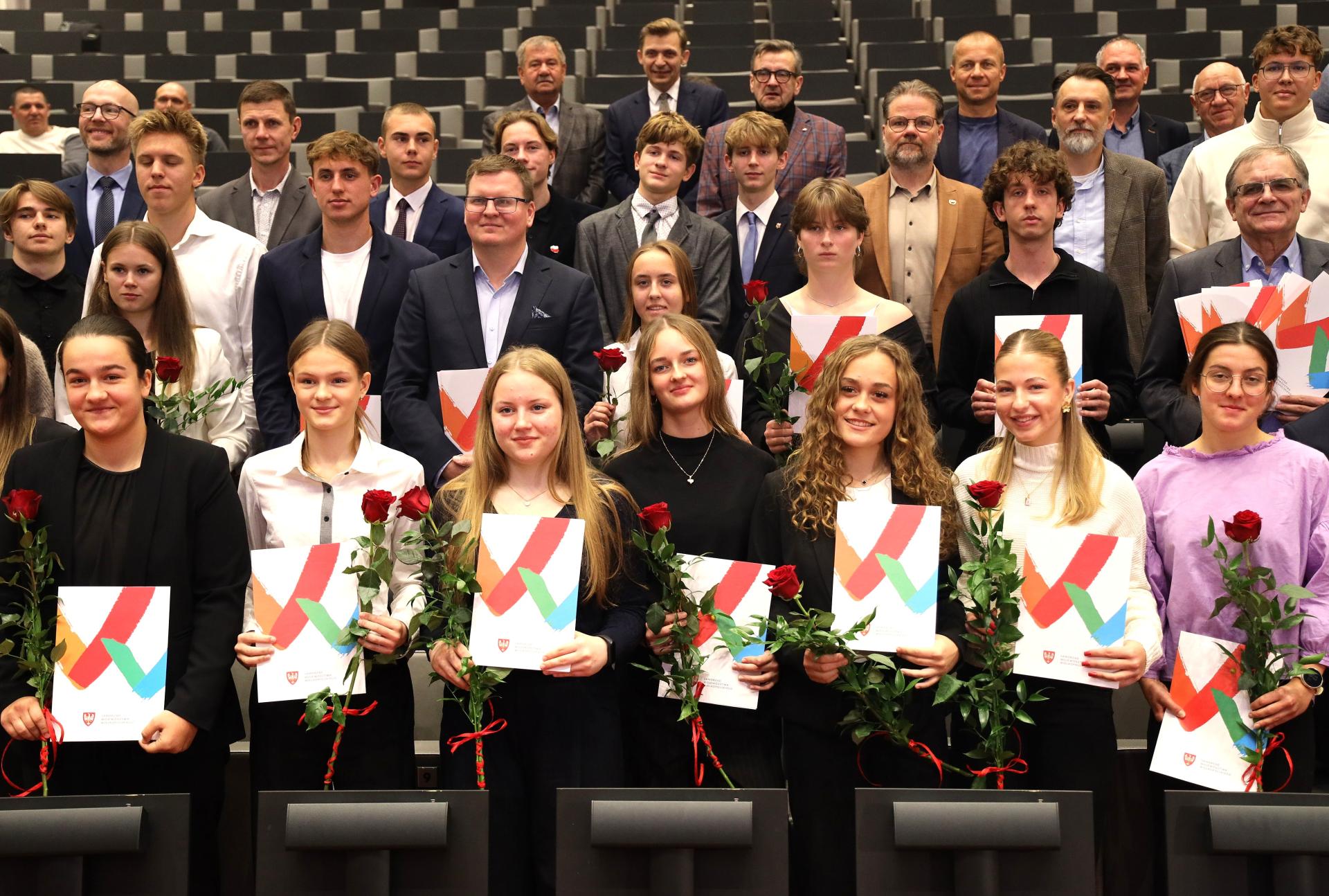 Samorząd województwa dba o sportowców. Otrzymali stypendia już po raz  - zobacz więcej
