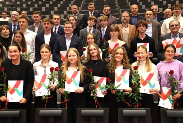 uroczystość wręczenia stypendiów sportowych Samorządu Województwa Wielkopolskiego- kliknij aby powiększyć