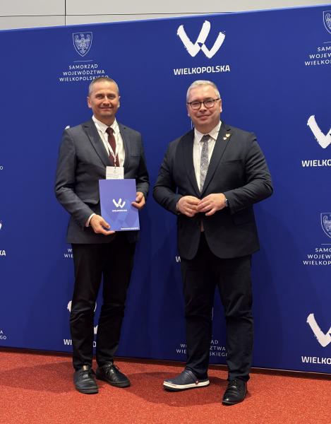 prof. dr hab. inż. Tomasz Rogoziński - kliknij aby powiększyć