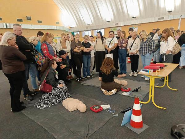 W sobotę 24 października w Czerniejewie i niedzielę 25 października w Wysokiej odbyły się kolejne ze szkoleń w ramach ogólnokrajowego cykl spotkań pn. KGW na Ratunek! Wielkopolskie Spotkania z Pierwszą Pomocą.- kliknij aby powiększyć