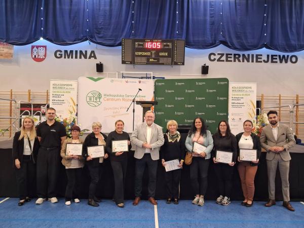 W sobotę 24 października w Czerniejewie i niedzielę 25 października w Wysokiej odbyły się kolejne ze szkoleń w ramach ogólnokrajowego cykl spotkań pn. KGW na Ratunek! Wielkopolskie Spotkania z Pierwszą Pomocą.- kliknij aby powiększyć