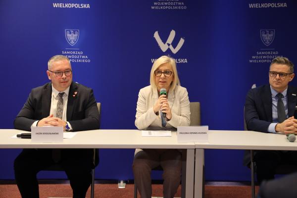 Przemawia Paulina Hennig-Kloska, Ministra Klimatu i Środowiska.- kliknij aby powiększyć