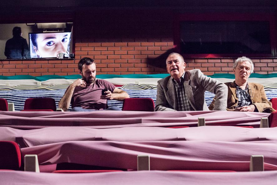 PREMIERA „GORĄCZKI CZERWCOWEJ NOCY” W TEATRZE IM. T. ŁOMNICKIEGO W POZNANIU - zobacz więcej