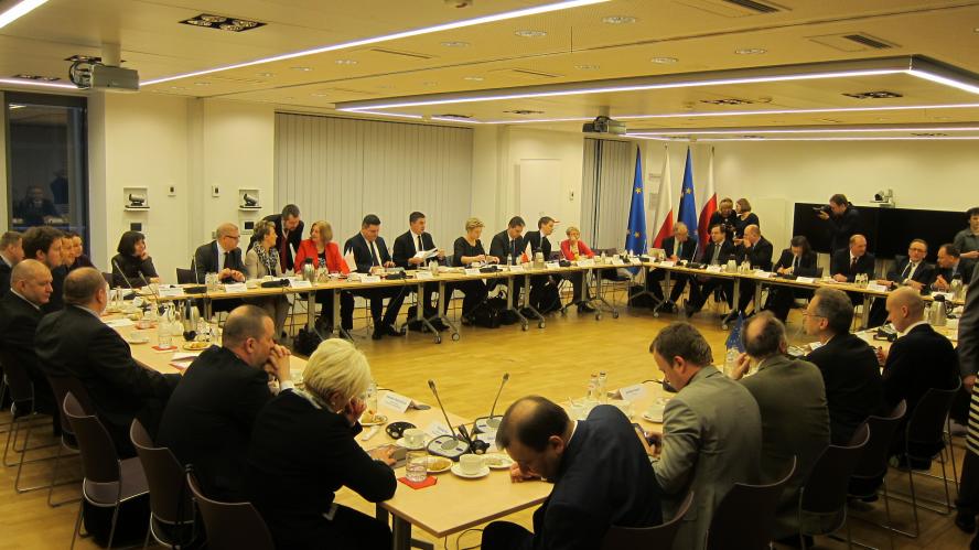 Oficjalne otwarcie negocjacji Umowy Partnerstwa i programów operacyjnych z Komisją Europejską - zobacz więcej