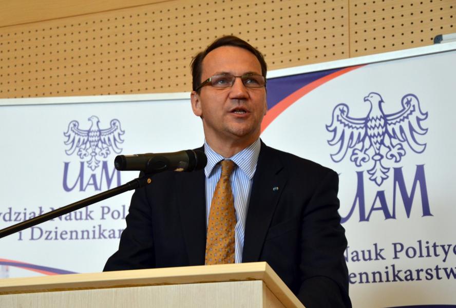 Marszałek gościem spotkania z szefem MSZ na UAM - zobacz więcej