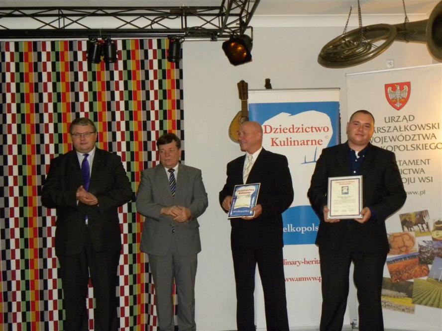 Nowi członkowie Sieci Dziedzictwa Kulinarnego Wielkopolska otrzymali certyfikaty - zobacz więcej