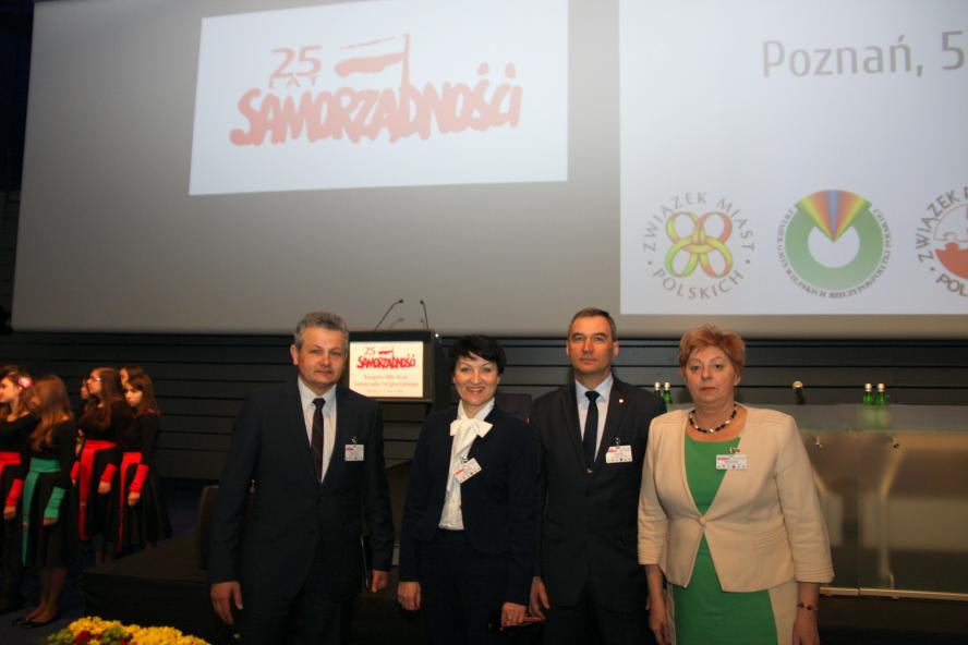 Świętujemy ćwierćwiecze powstania samorządu terytorialnego z udziałem Prezydenta RP - zobacz więcej
